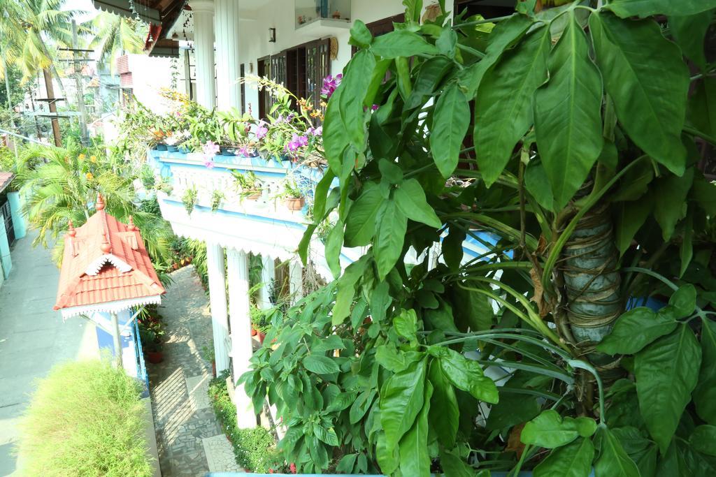 Dream Catcher Home Stay Kochi Exterior foto